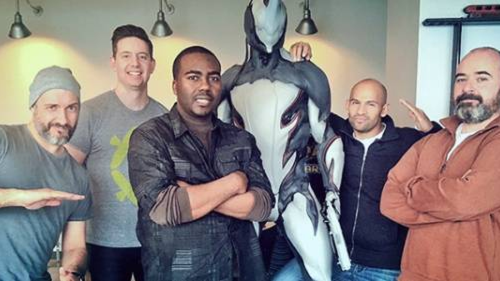 Mogamu visits Digital Extremes!